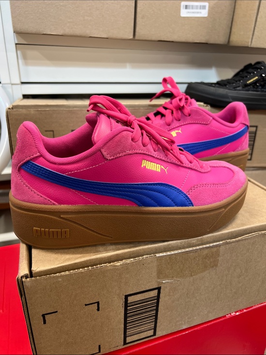 Puma Shoes - 🔥 Puma Club ll Era platform sneakers women size 9 like new